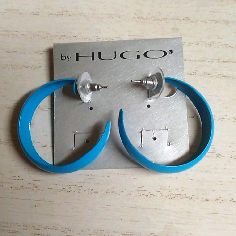😻 3 For $15 Bright Blue Lightweight Hoops